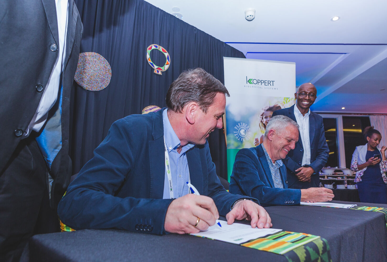 CABI and Koppert sign agreement on training plant doctors in Kenya